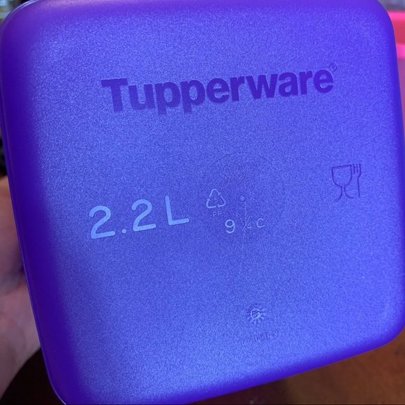 Tupperware Fridge Storage Container Set - Picture 5 of 9